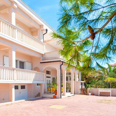 Apartments Facini Košljun Εξωτερικό φωτογραφία