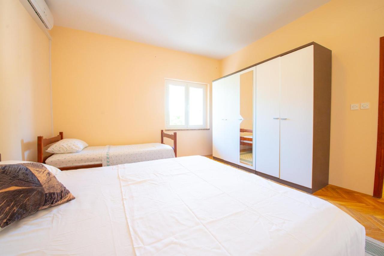 Apartments Facini Košljun Εξωτερικό φωτογραφία